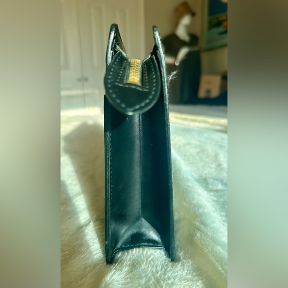 Louis Vuitton Black Epi Pouchette Homme Clutch - Picture 8 of 15